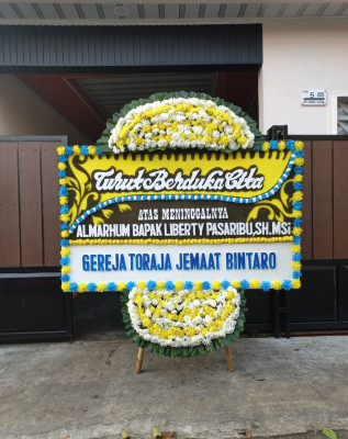 Papan Bunga Duka di Kelapa Tiga Permai
