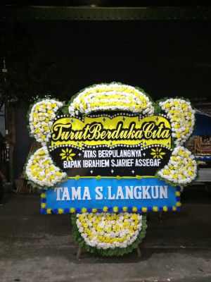 Papan Bunga Duka di Kelapa Tiga Permai